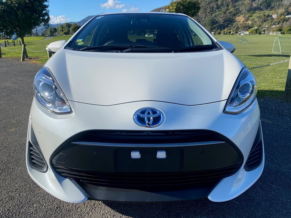 2019 Toyota Aqua New Zealand front view. 