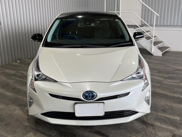 2018 Toyota Prius front end. 