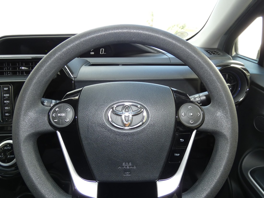 2020 Toyota Aqua steering wheel. 