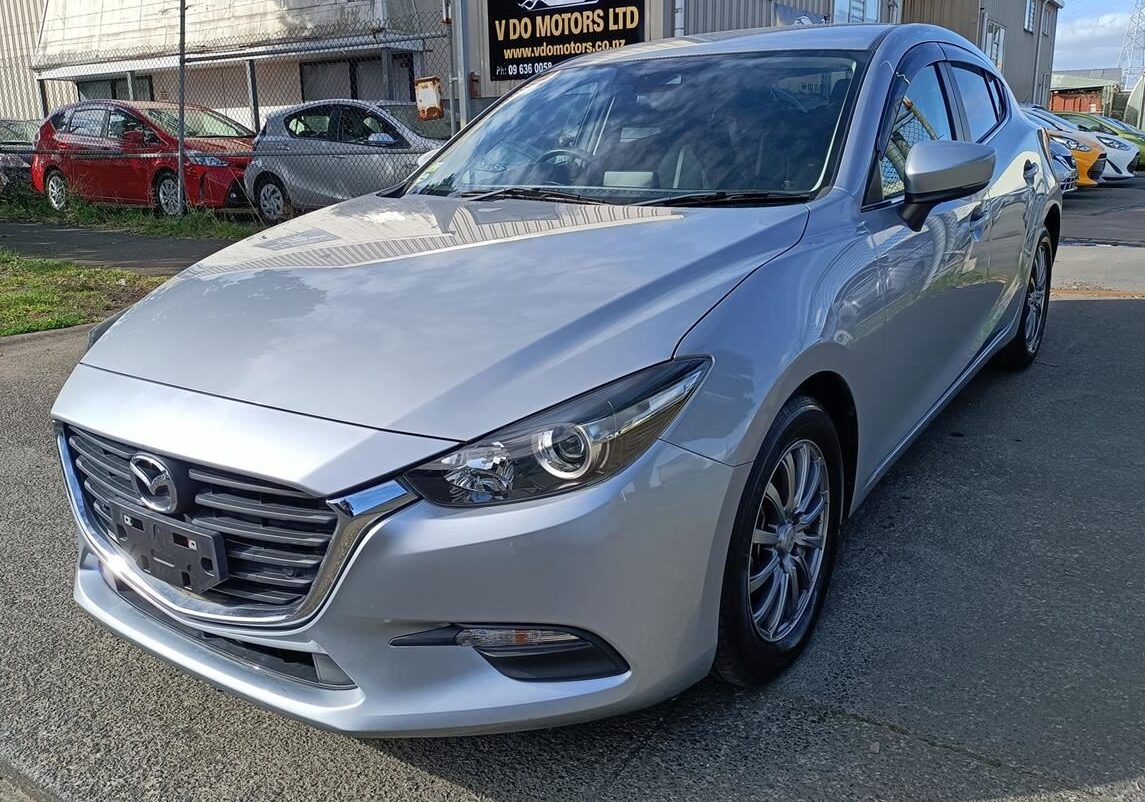 2019 Mazda Axela Review