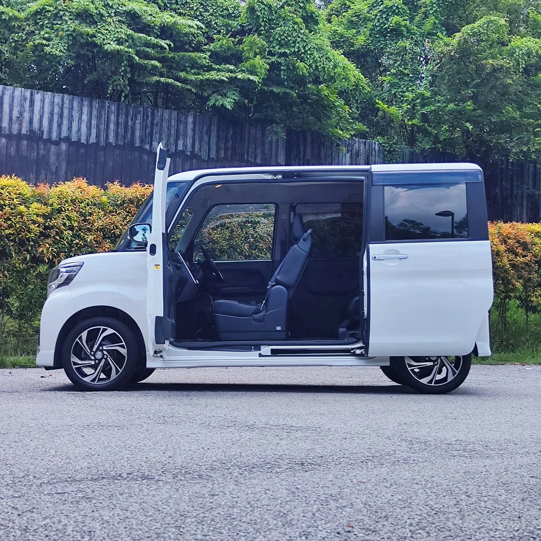 2024 Daihatsu Tanto