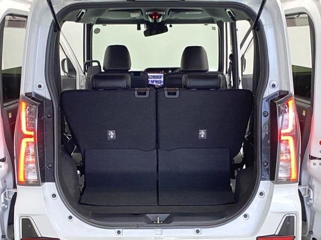 2024 Daihatsu Tanto