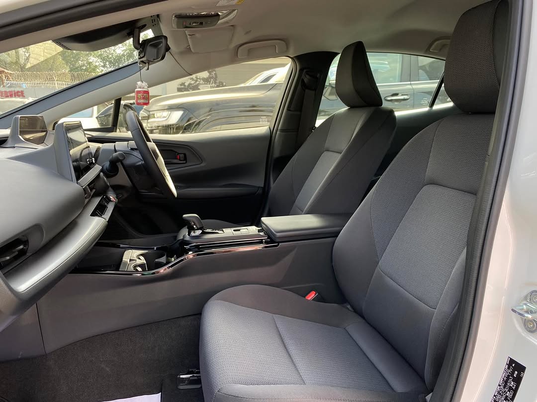 2024 Toyota Prius
