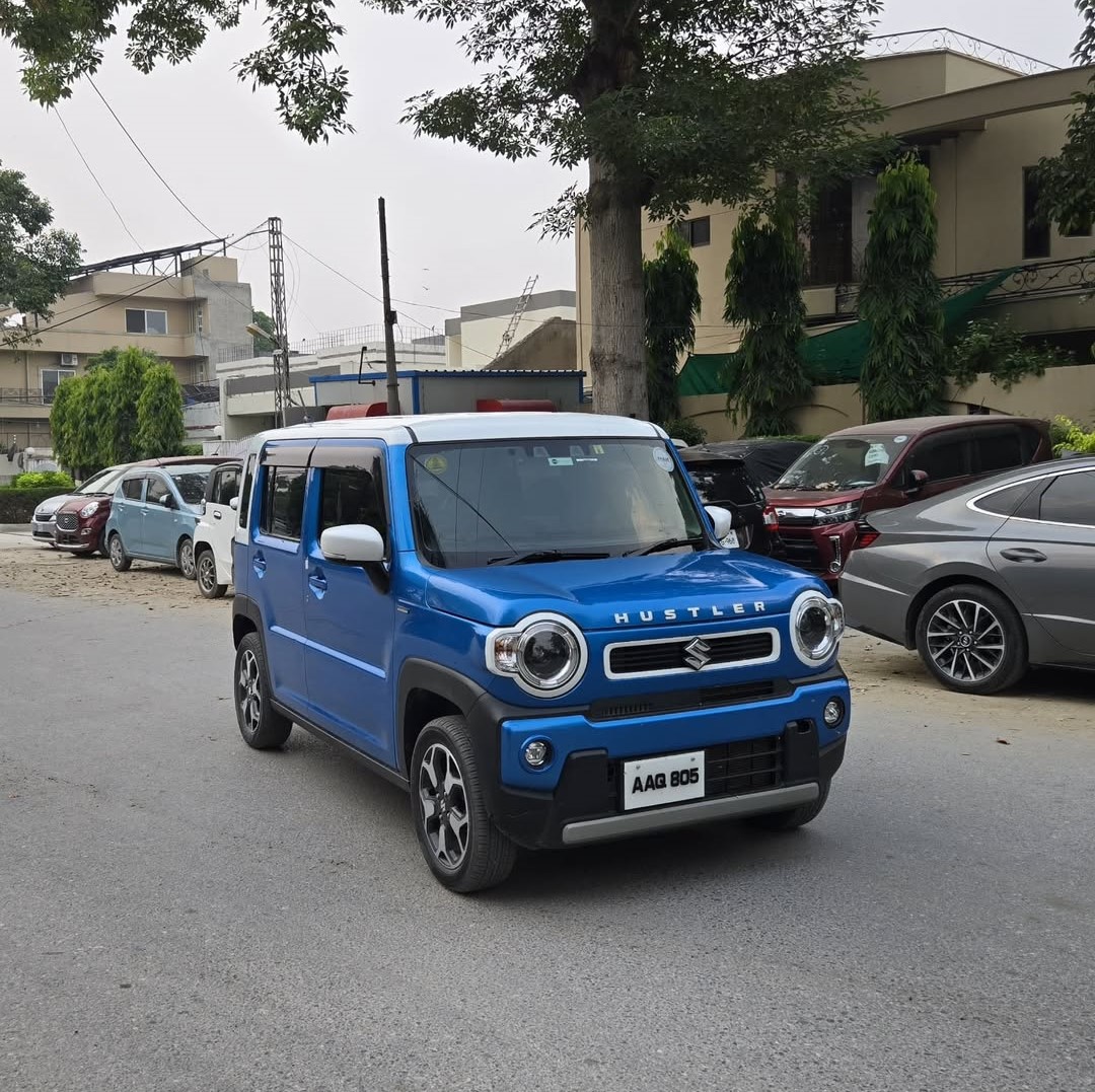 Suzuki Hustler 