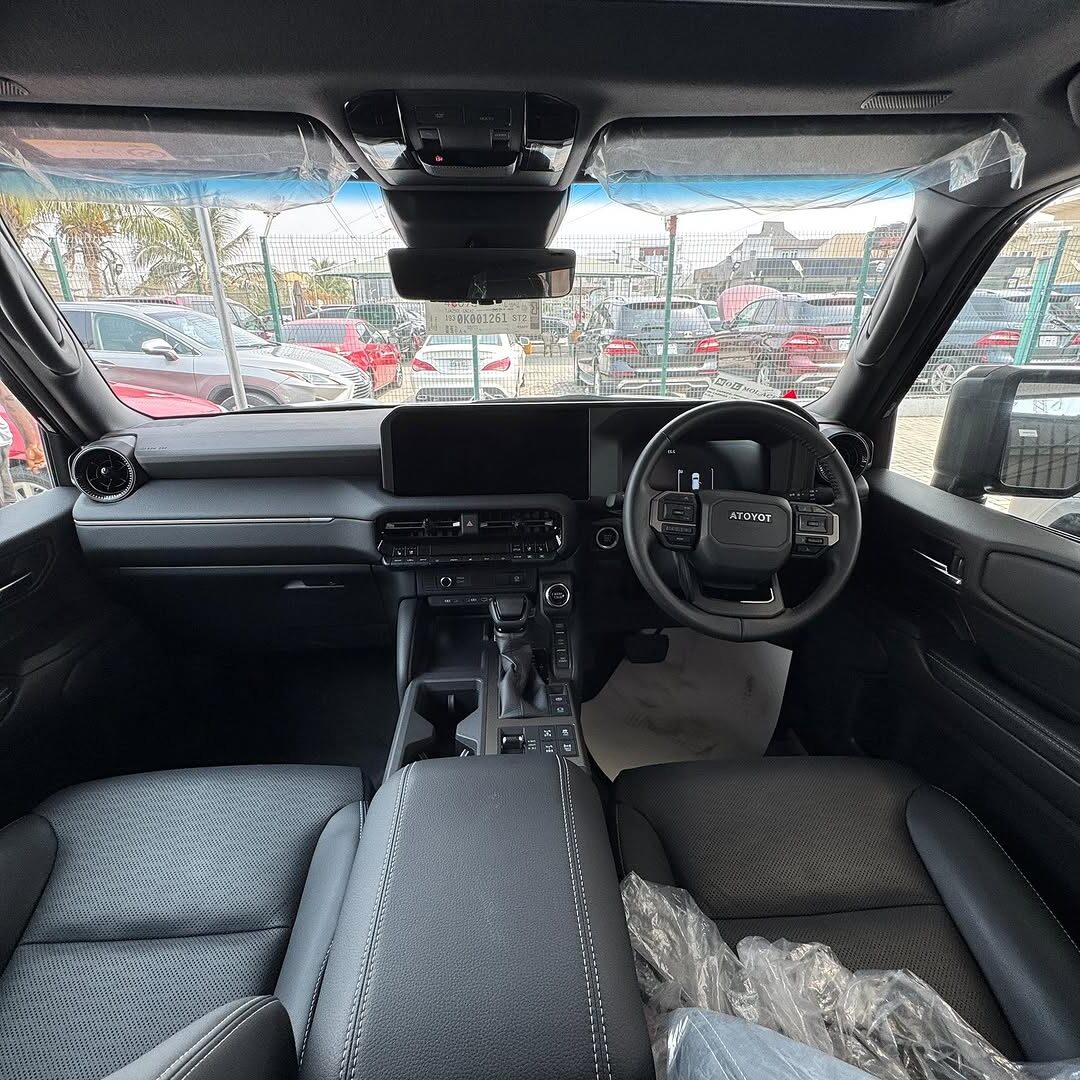Prado J250