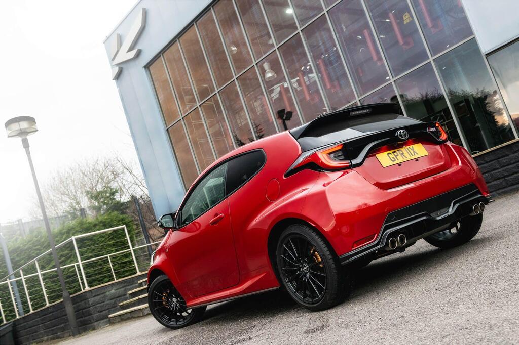 Toyota Yaris XP210